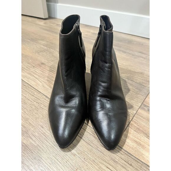 Prada boots  - Picture 1 of 10